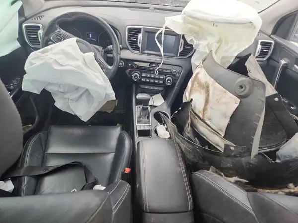KNDPNCAC9J7311672 2018 KIA SPORTAGE - Image 8