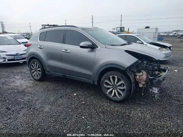 KNDPNCAC9J7365960 2018 KIA SPORTAGE - Image 1