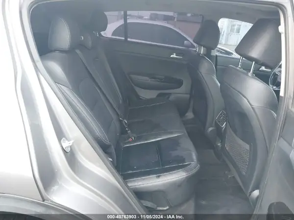 KNDPNCAC9J7365960 2018 KIA SPORTAGE - Image 8