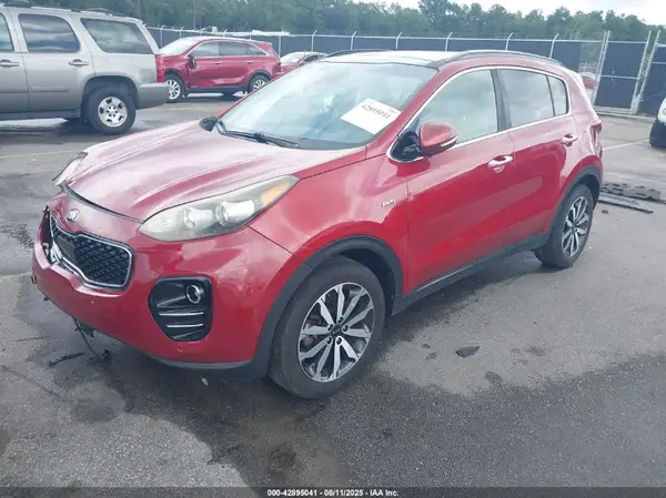 KNDPNCAC9J7371418 2018 KIA SPORTAGE - Image 2
