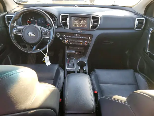KNDPNCAC9J7374108 2018 KIA SPORTAGE - Image 8