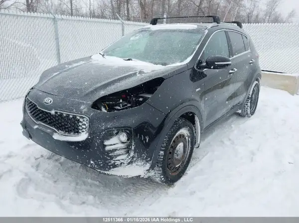 KNDPNCAC9J7376263 2018 KIA SPORTAGE - Image 2