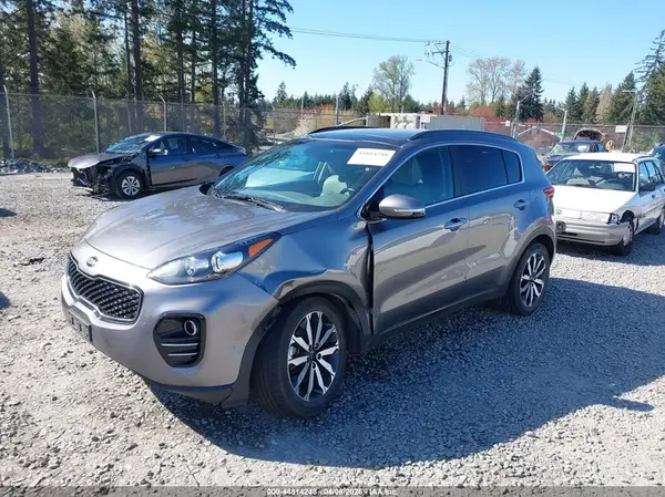 KNDPNCAC9J7390065 2018 KIA SPORTAGE - Image 2