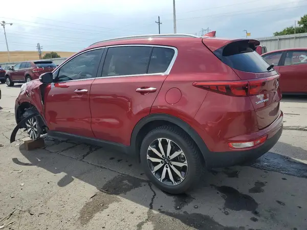 KNDPNCAC9J7418253 2018 KIA SPORTAGE - Image 2
