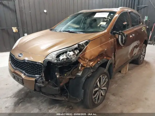 KNDPNCAC9J7421413 2018 KIA SPORTAGE - Image 2