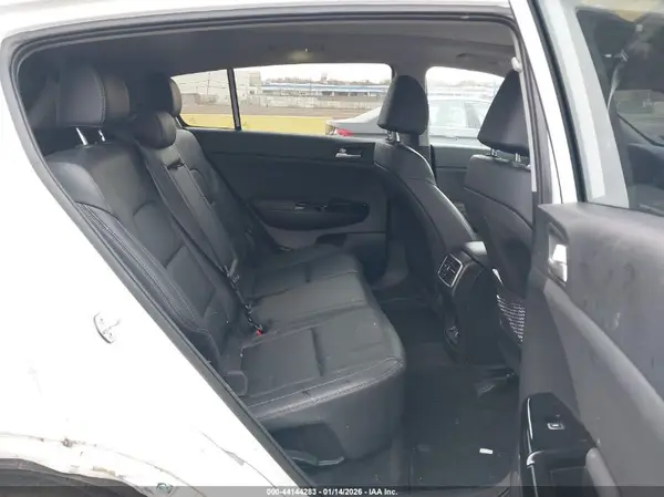 KNDPNCAC9M7911421 2021 KIA SPORTAGE - Image 8