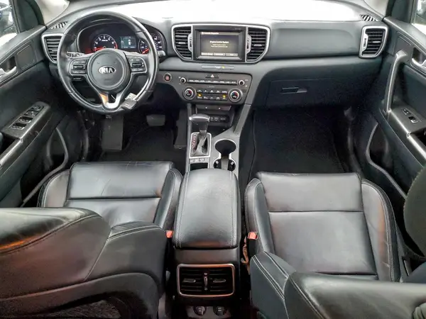 KNDPNCACXH7032368 2017 KIA SPORTAGE - Image 8