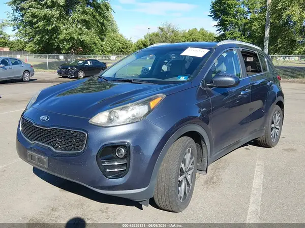 KNDPNCACXH7032466 2017 KIA SPORTAGE - Image 2