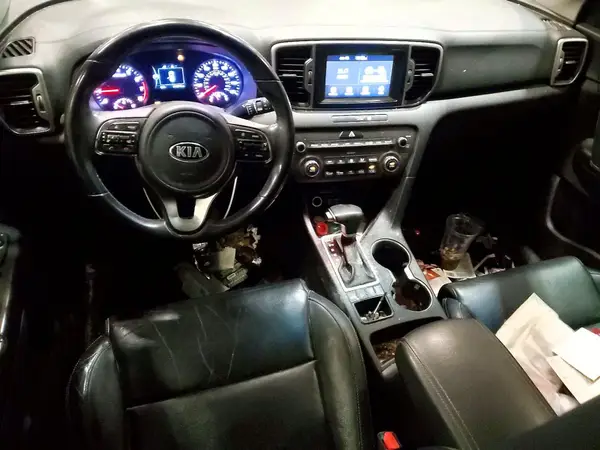 KNDPNCACXH7051342 2017 KIA SPORTAGE - Image 8