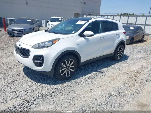 KNDPNCACXH7079500 2017 KIA SPORTAGE - Image 2