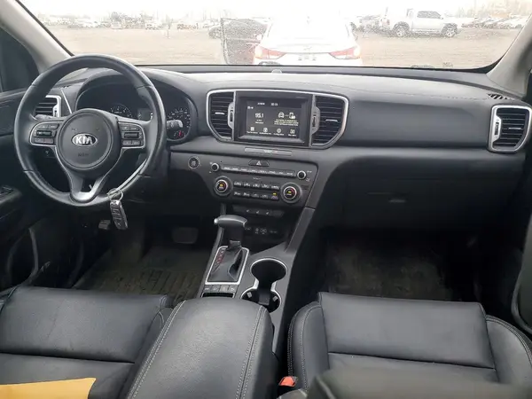 KNDPNCACXH7113225 2017 KIA SPORTAGE - Image 8