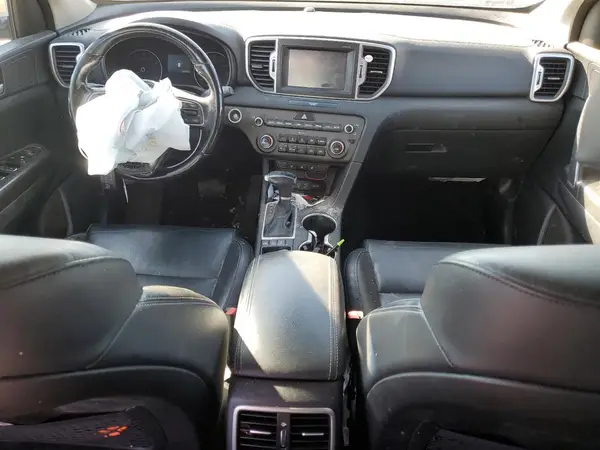 KNDPNCACXH7204351 2017 KIA SPORTAGE - Image 8