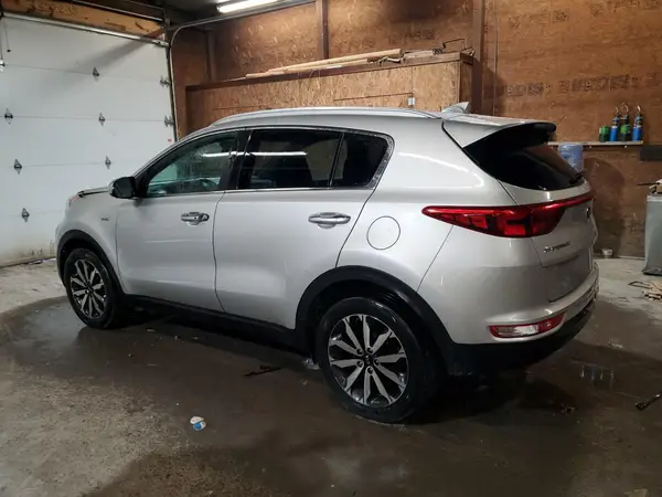 KNDPNCACXH7208724 2017 KIA SPORTAGE - Image 2