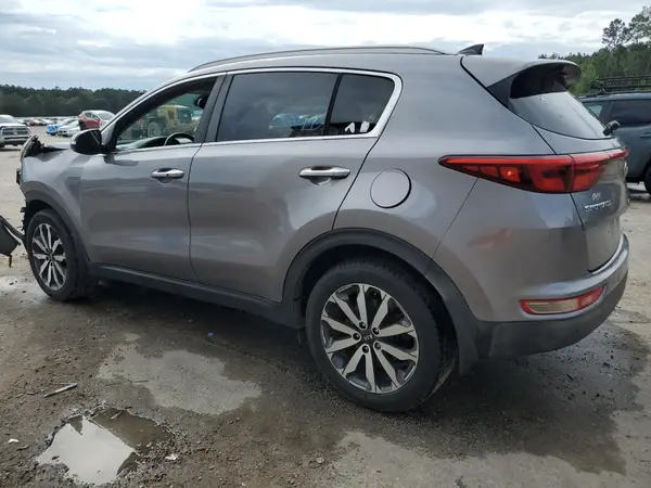 KNDPNCACXH7222090 2017 KIA SPORTAGE - Image 2