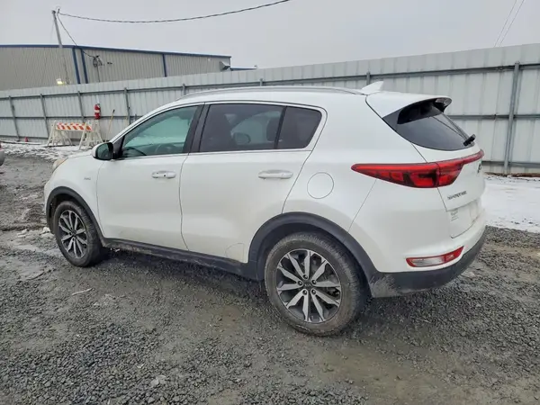KNDPNCACXH7224258 2017 KIA SPORTAGE - Image 2