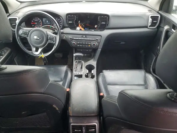 KNDPNCACXH7224258 2017 KIA SPORTAGE - Image 8