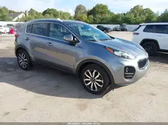 KNDPNCACXH7235714 2017 KIA SPORTAGE