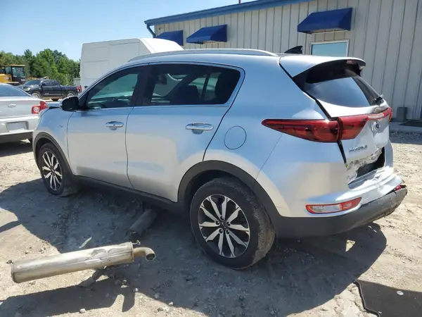 KNDPNCACXH7271872 2017 KIA SPORTAGE - Image 2