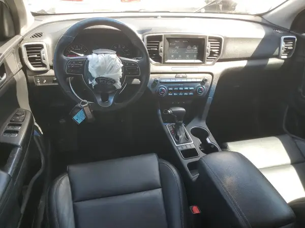 KNDPNCACXH7271872 2017 KIA SPORTAGE - Image 8