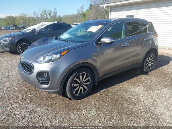 KNDPNCACXH7286503 2017 KIA SPORTAGE - Image 2