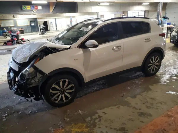 KNDPNCACXJ7324740 2018 KIA SPORTAGE - Image 1