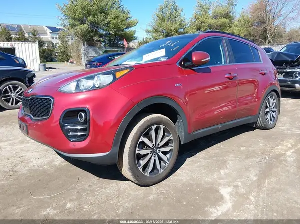 KNDPNCACXJ7354160 2018 KIA SPORTAGE - Image 2