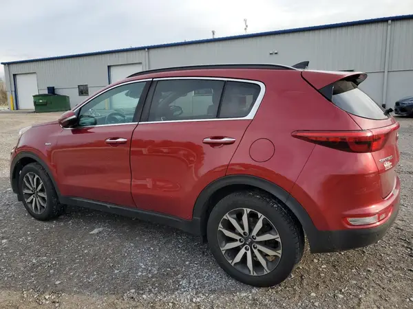 KNDPNCACXJ7384520 2018 KIA SPORTAGE - Image 2