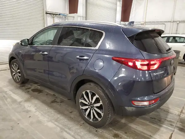 KNDPNCACXJ7394660 2018 KIA SPORTAGE - Image 2
