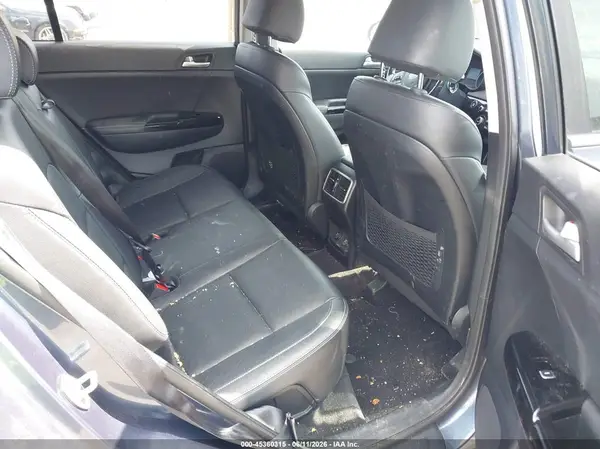 KNDPNCACXJ7401834 2018 KIA SPORTAGE - Image 8