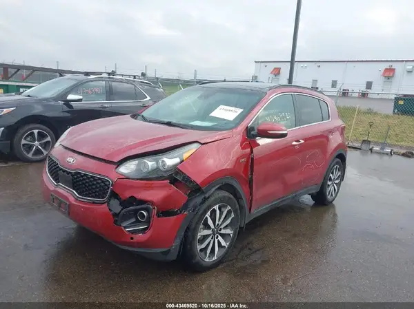 KNDPNCACXJ7421954 2018 KIA SPORTAGE - Image 2