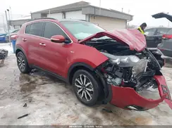 KNDPNCACXJ7425972 2018 KIA SPORTAGE