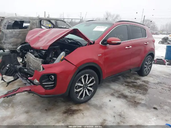 KNDPNCACXJ7425972 2018 KIA SPORTAGE - Image 2