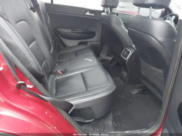 KNDPNCACXJ7425972 2018 KIA SPORTAGE - Image 8