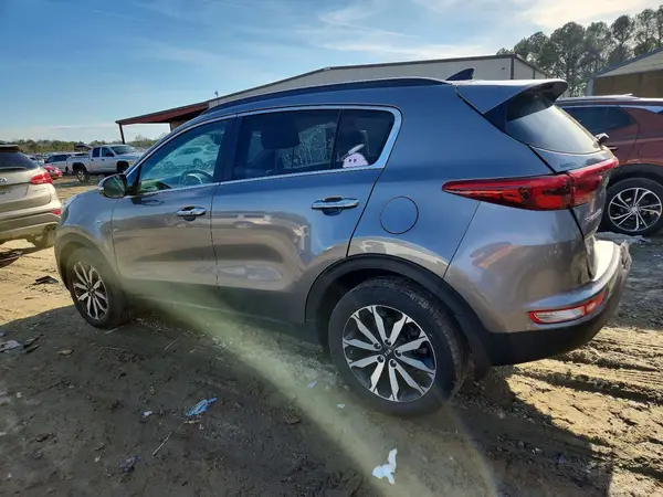 KNDPNCACXJ7431903 2018 KIA SPORTAGE - Image 2