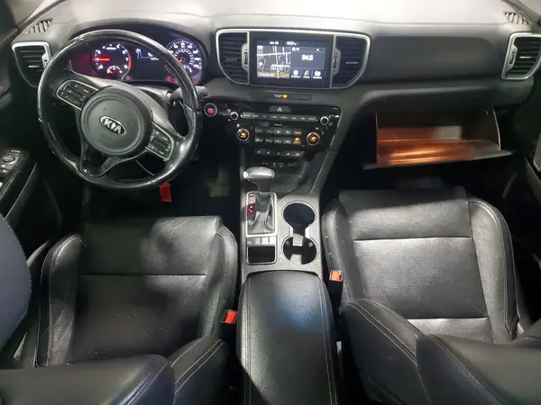 KNDPNCACXJ7488845 2018 KIA SPORTAGE - Image 8