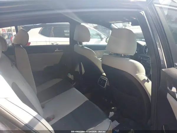 KNDPNCACXK7573587 2019 KIA SPORTAGE - Image 8