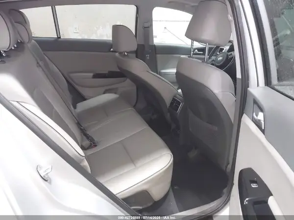 KNDPNCACXK7583617 2019 KIA SPORTAGE - Image 8