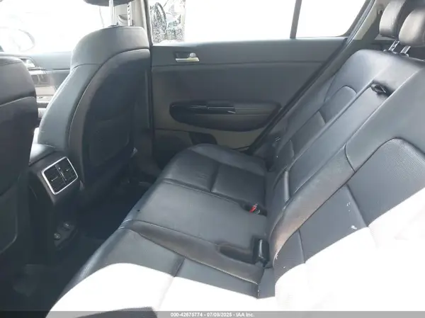 KNDPNCACXL7657913 2020 KIA SPORTAGE - Image 8