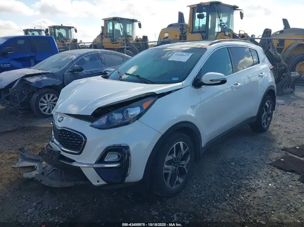 KNDPNCACXL7703028 2020 KIA SPORTAGE - Image 2