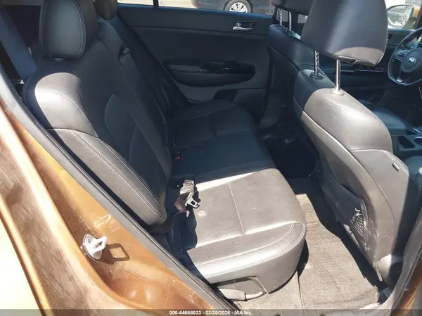 KNDPR3A60H7068326 2017 KIA SPORTAGE - Image 8