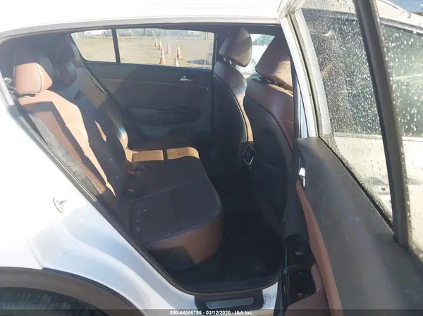 KNDPR3A60H7169513 2017 KIA SPORTAGE - Image 8