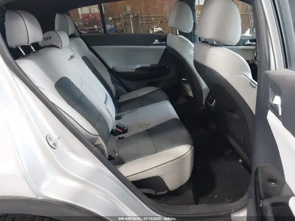 KNDPR3A61H7149318 2017 KIA SPORTAGE - Image 8