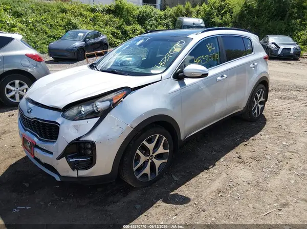 KNDPR3A62J7379150 2018 KIA SPORTAGE - Image 2