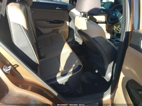 KNDPR3A63H7130611 2017 KIA SPORTAGE - Image 8