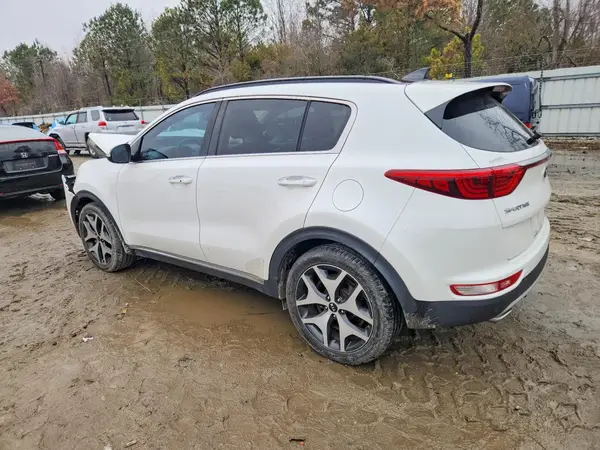 KNDPR3A63J7363152 2018 KIA SPORTAGE - Image 2