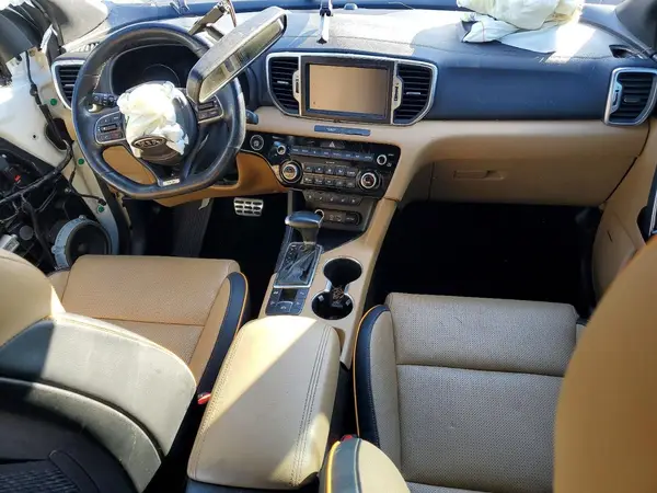 KNDPR3A63J7374474 2018 KIA SPORTAGE - Image 8