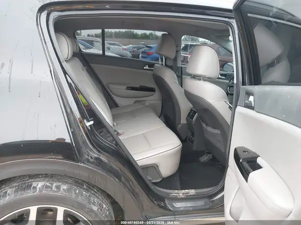 KNDPR3A64H7085551 2017 KIA SPORTAGE - Image 8