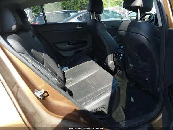 KNDPR3A64H7099319 2017 KIA SPORTAGE - Image 8