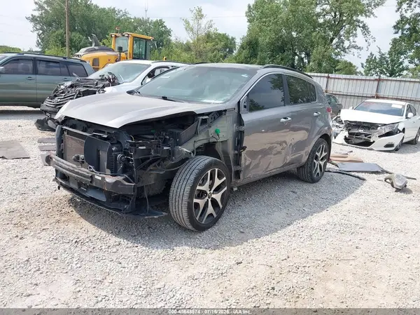 KNDPR3A64J7323260 2018 KIA SPORTAGE - Image 2