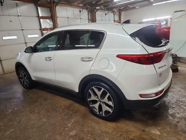 KNDPR3A65H7093030 2017 KIA SPORTAGE - Image 2